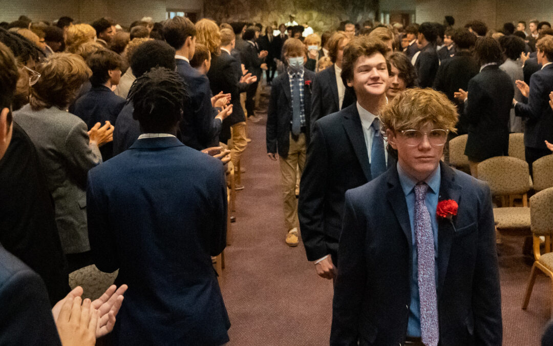 Freshman Tradition Resumes at Mass of the Holy Spirit
